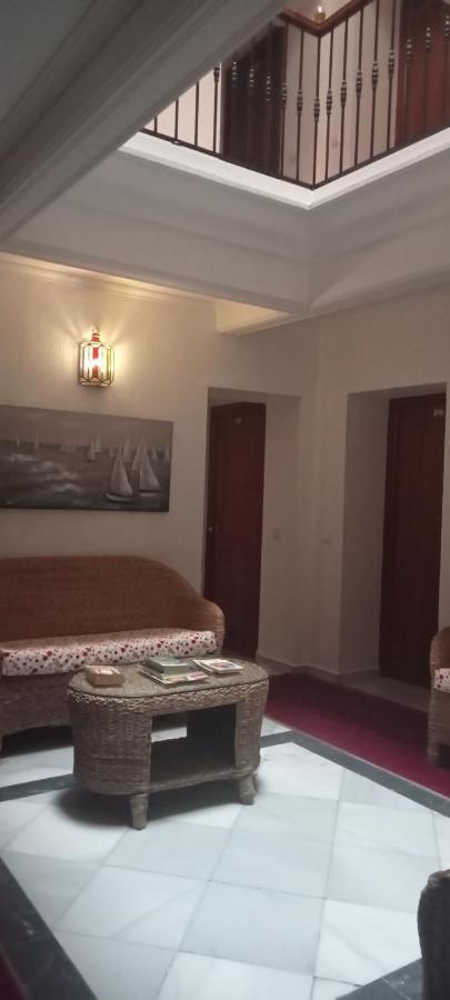 Hostal Bahia Кадис Екстериор снимка