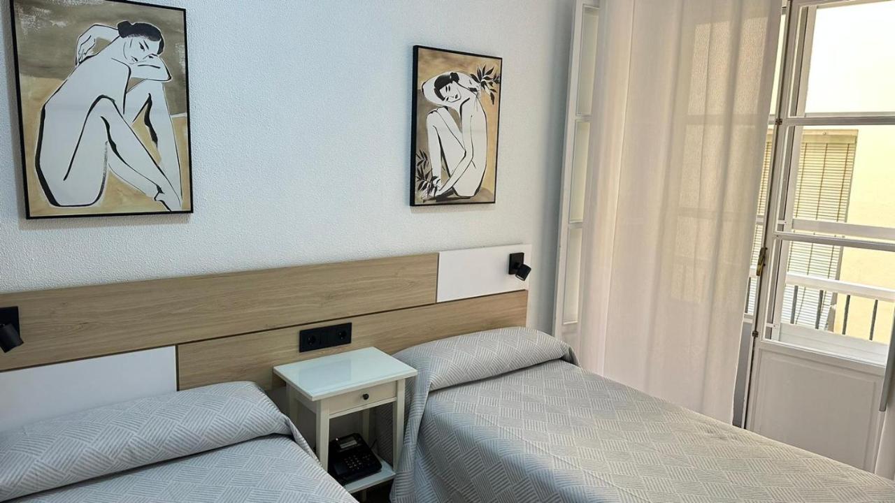 Hostal Bahia Кадис Екстериор снимка