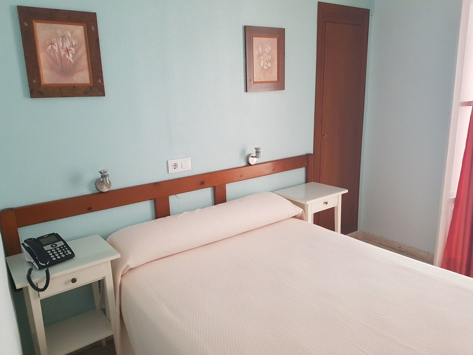 Hostal Bahia Кадис Екстериор снимка